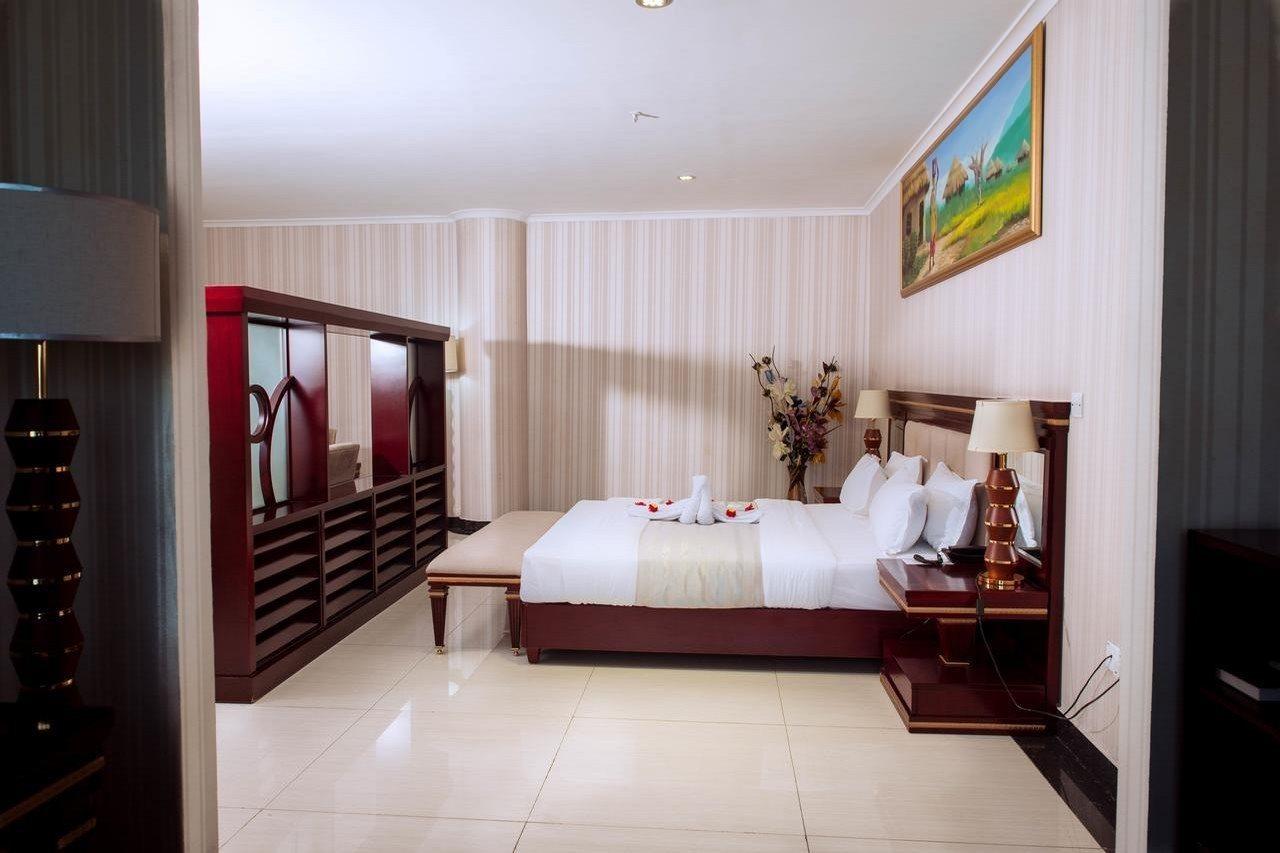 Peacock Hotel Dar es Salaam Zewnętrze zdjęcie