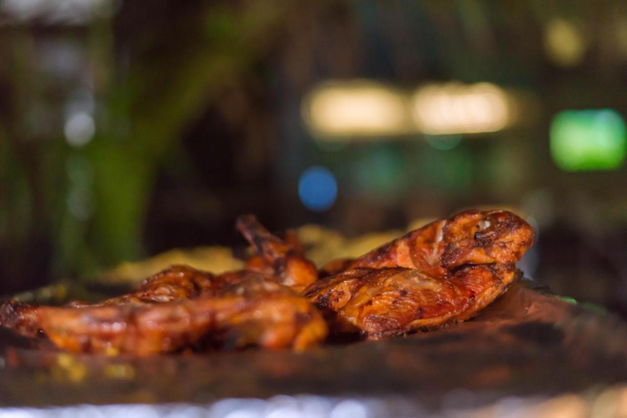 Peacock Hotel Dar es Salaam Zewnętrze zdjęcie