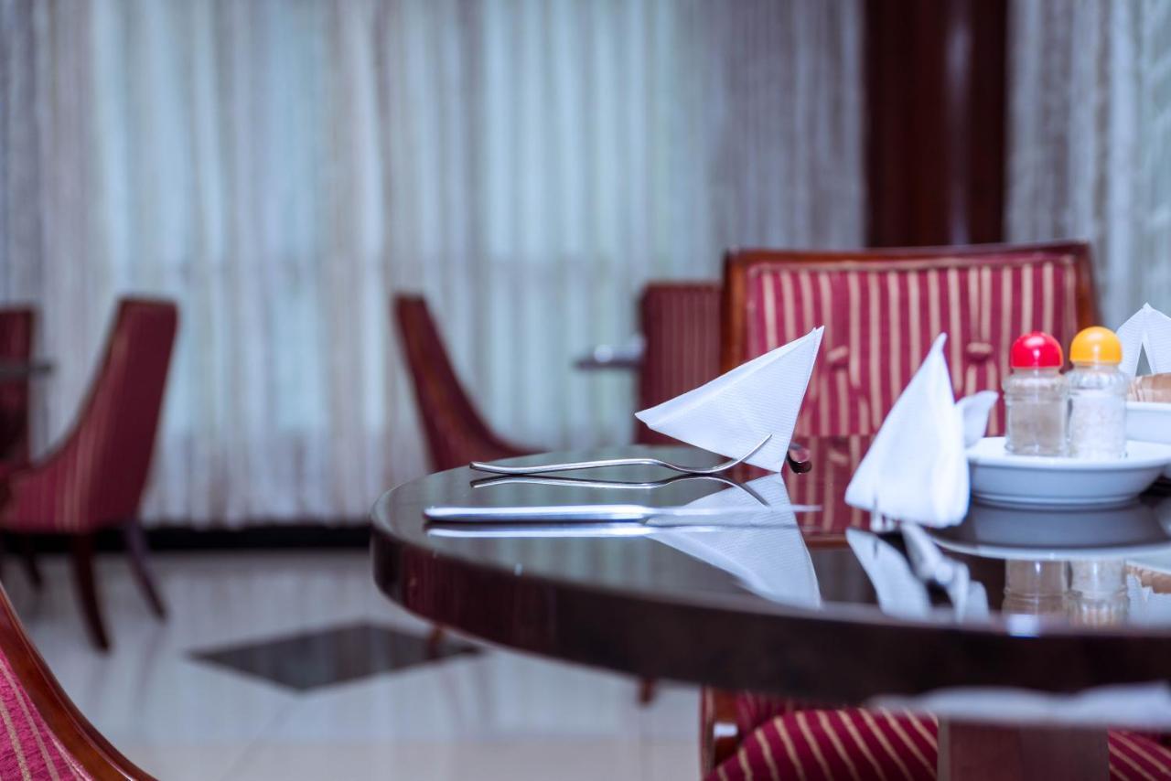 Peacock Hotel Dar es Salaam Zewnętrze zdjęcie