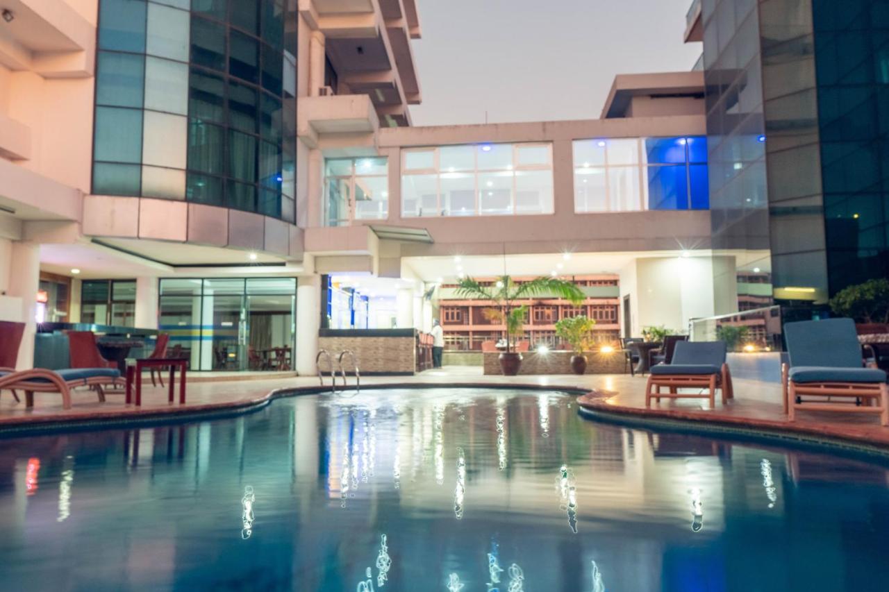 Peacock Hotel Dar es Salaam Zewnętrze zdjęcie