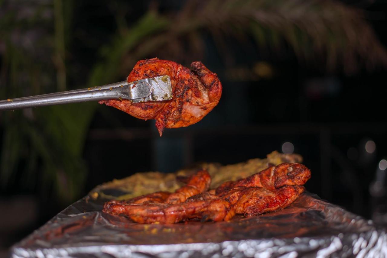 Peacock Hotel Dar es Salaam Zewnętrze zdjęcie