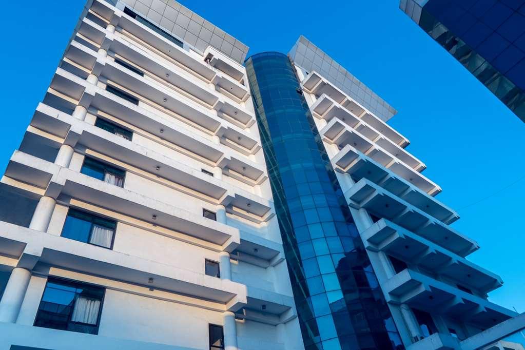 Peacock Hotel Dar es Salaam Zewnętrze zdjęcie