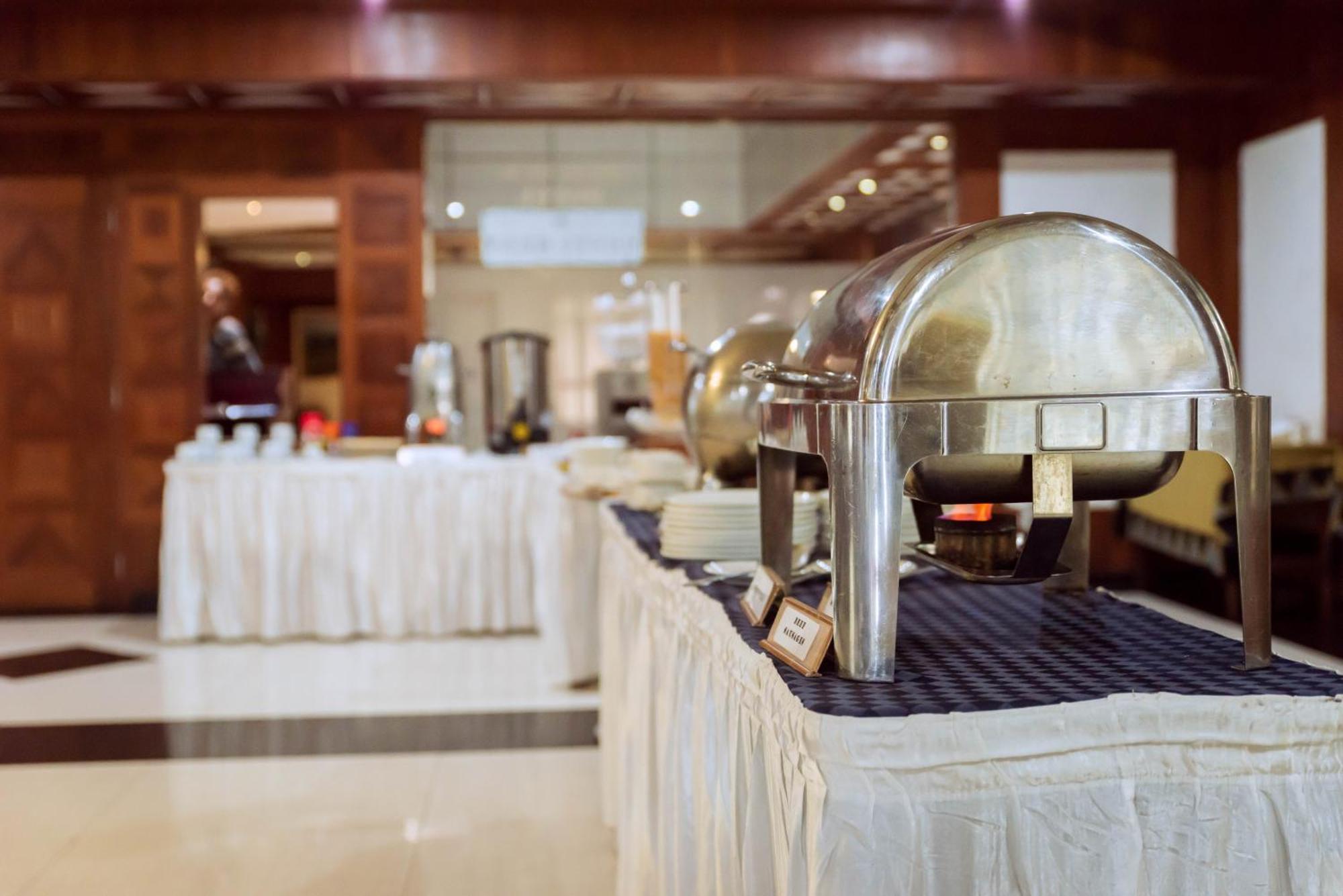 Peacock Hotel Dar es Salaam Zewnętrze zdjęcie