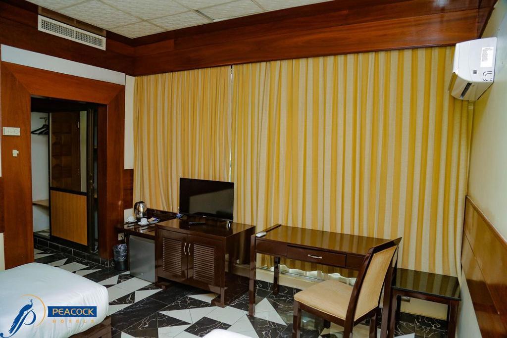 Peacock Hotel Dar es Salaam Zewnętrze zdjęcie