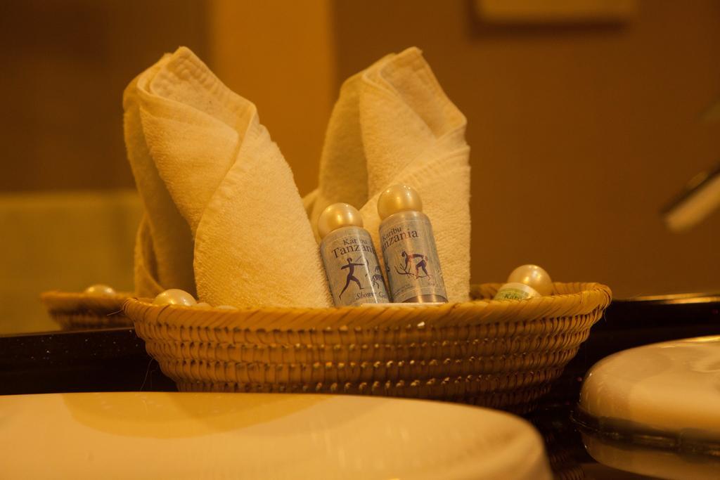 Peacock Hotel Dar es Salaam Zewnętrze zdjęcie