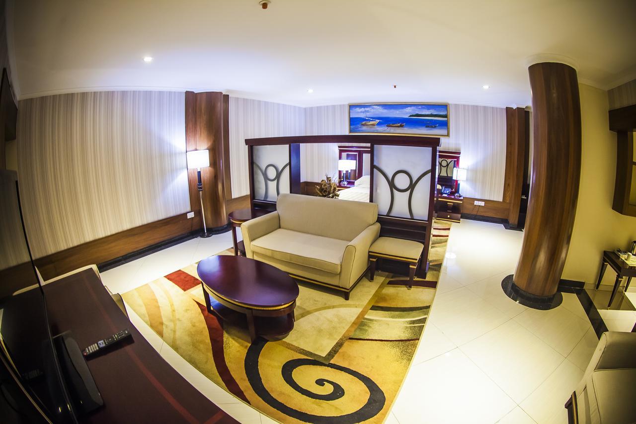 Peacock Hotel Dar es Salaam Zewnętrze zdjęcie