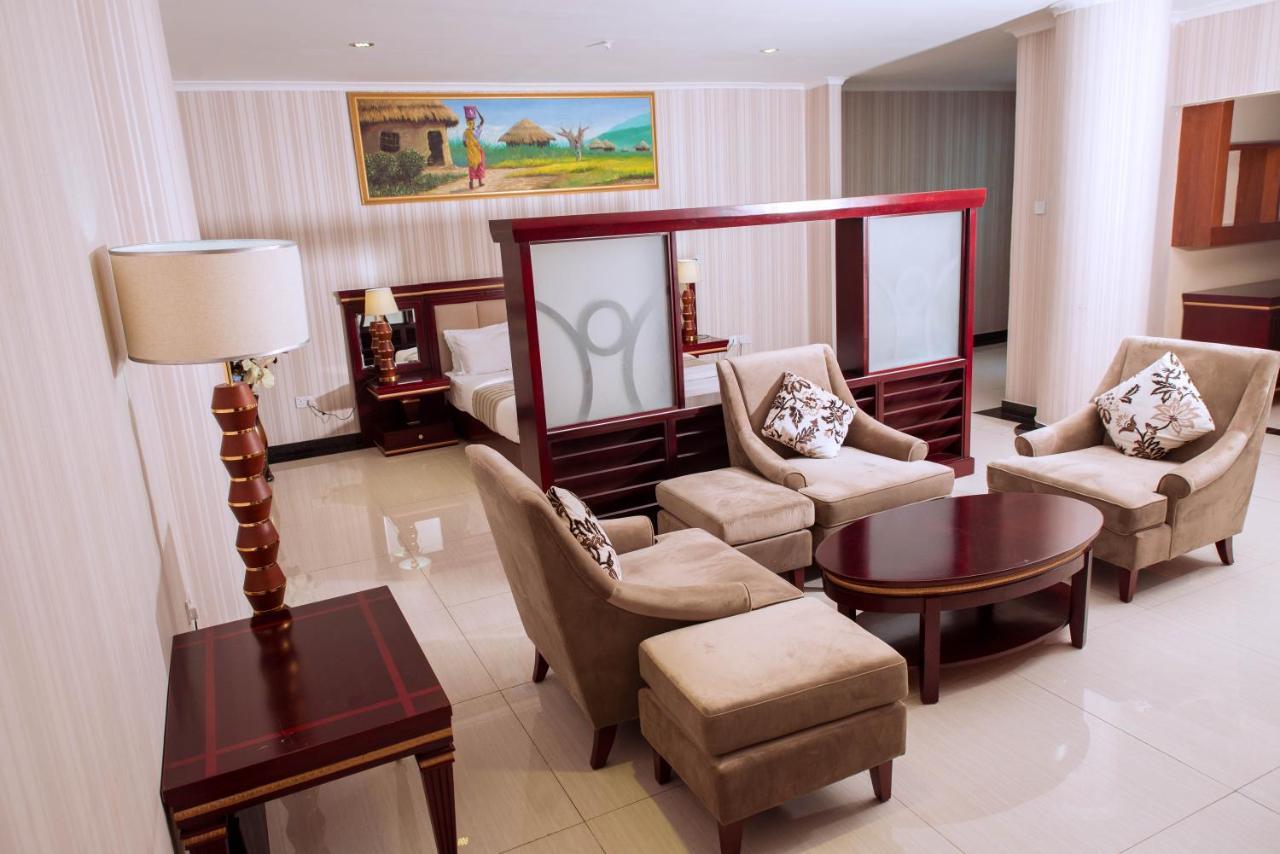 Peacock Hotel Dar es Salaam Zewnętrze zdjęcie
